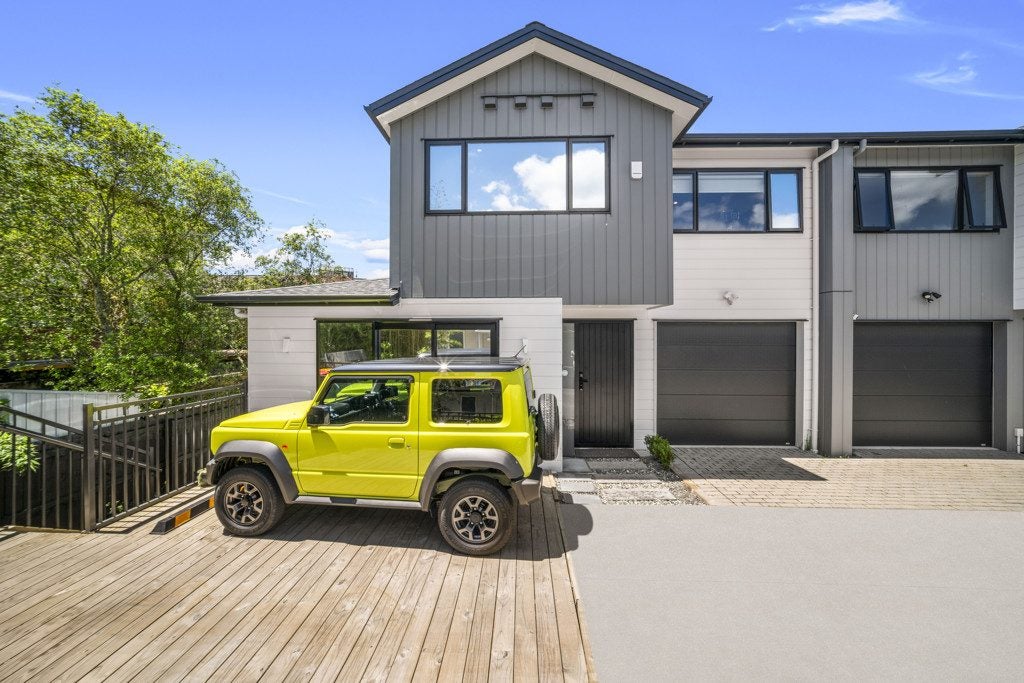 25F Oteha Valley Road, Northcross, Auckland - Carousel 1