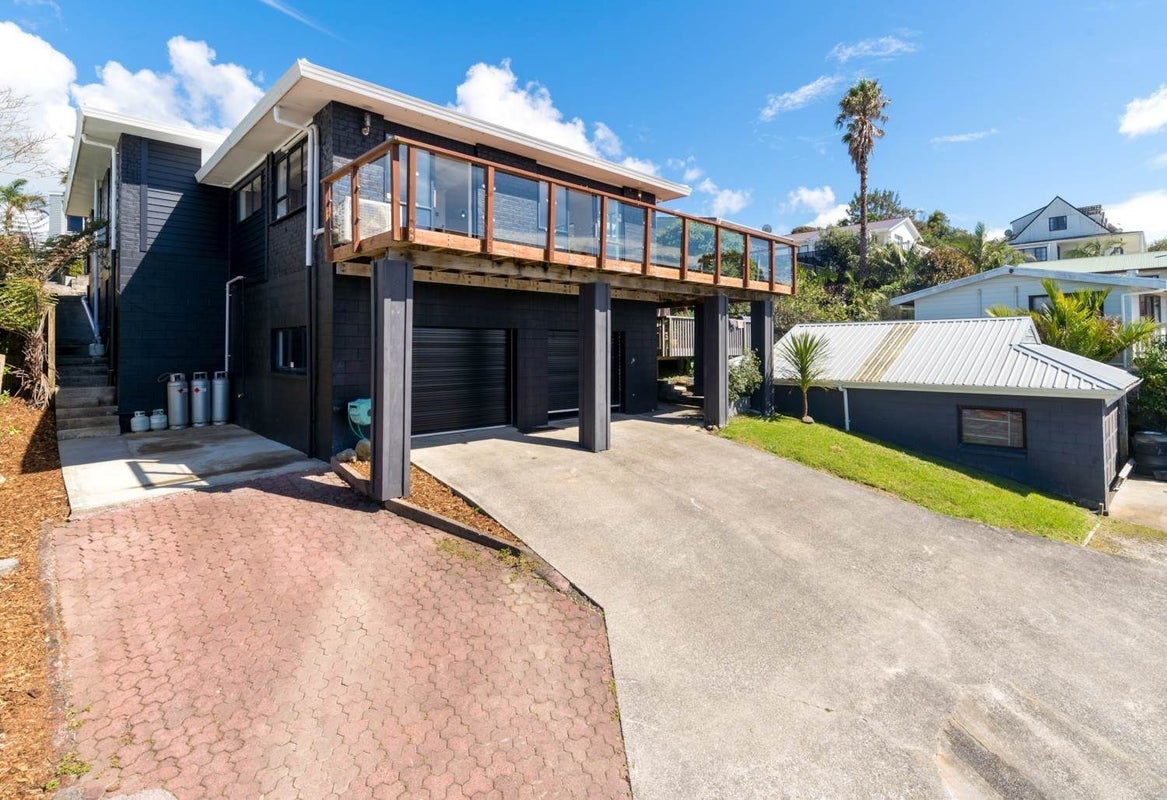 55 West Hoe Heights, Orewa, Orewa - Carousel 1