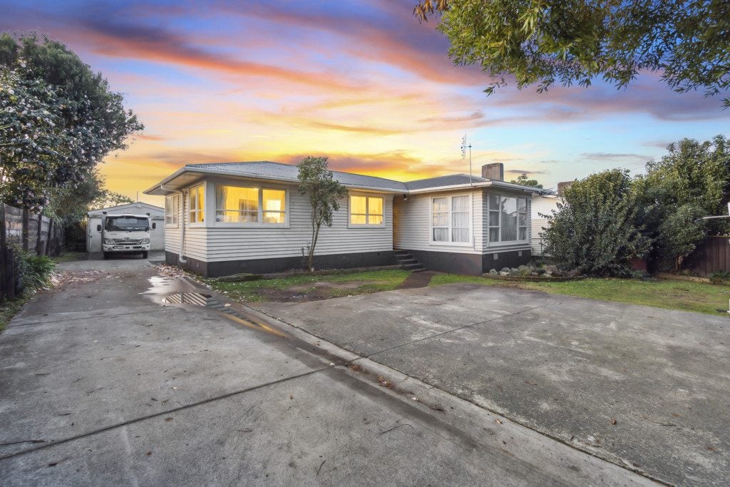 11A Clayton Road, Manurewa, Auckland - Carousel 1