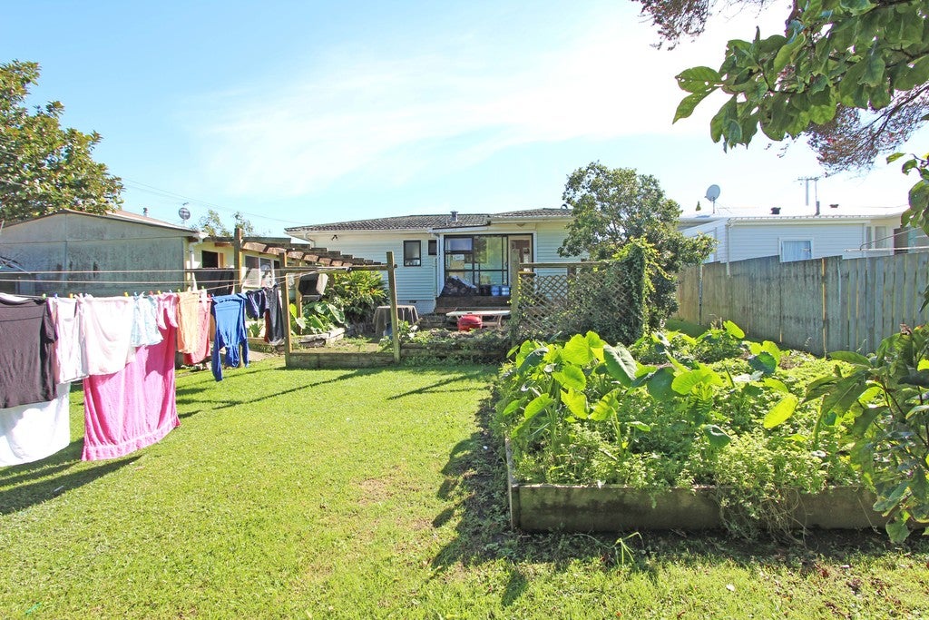 17 Hyde Street, Manurewa East, Auckland - Carousel 6