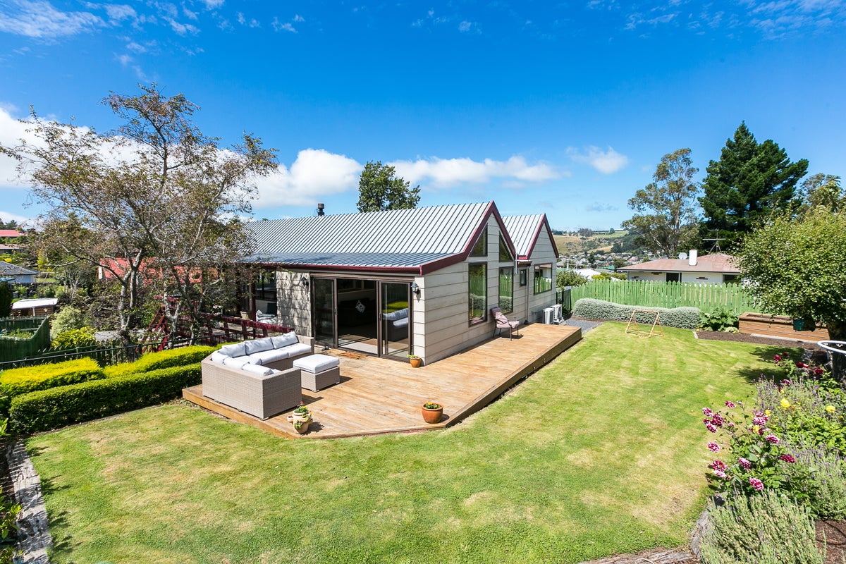 42 Mitchell Street, Abbotsford, Dunedin - Carousel 1