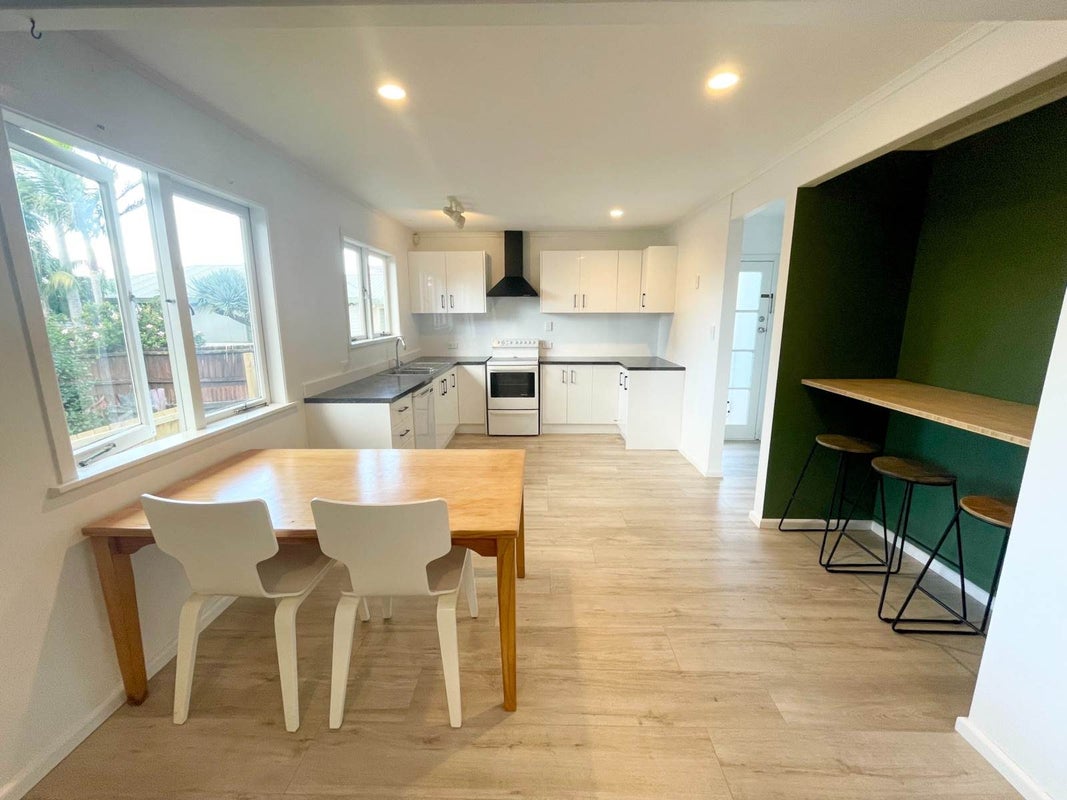 41 Gilliam Street, New Lynn, Auckland - Carousel 2