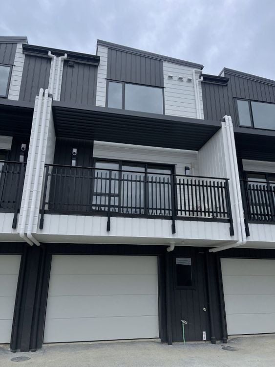 2/58 Te Atatu Road, Te Atatu South, Auckland - Carousel 2