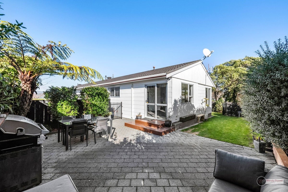 14B Oakleigh Street, Maungaraki, Lower Hutt - Carousel 1