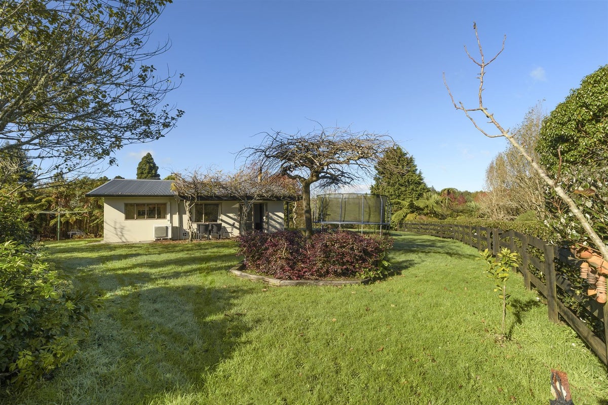 15 Leyland Road, Whakamarama, Tauranga - Carousel 2