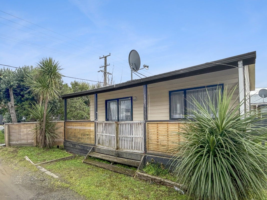 73 Martin Road, Paraparaumu Beach, Paraparaumu - Carousel 10