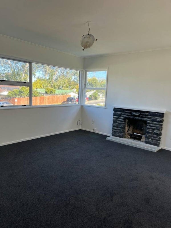 8 Birch Place, Otara, Auckland - Carousel 2