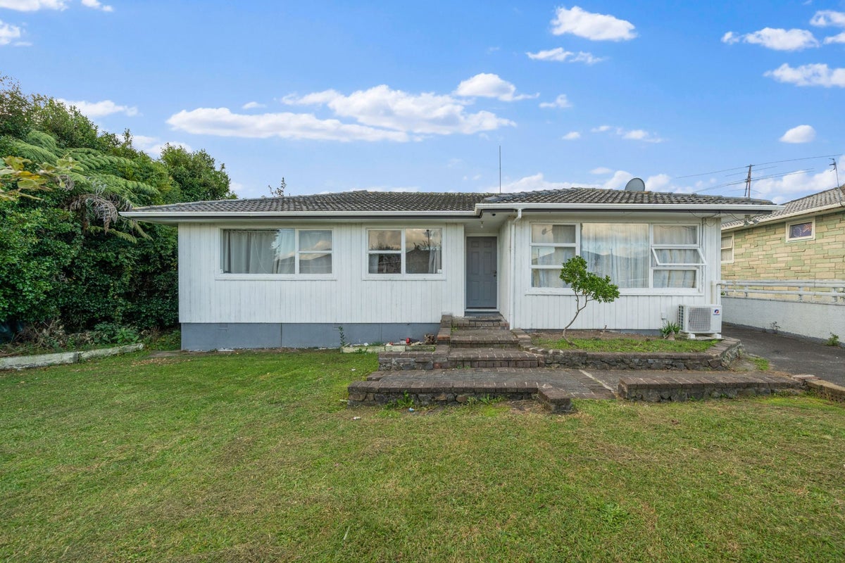65 Tatariki Street, Rosehill, Papakura - Carousel 1