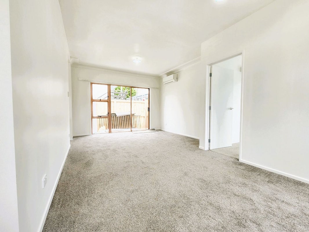 97 Avenue Road, OTAHUHU, AUCKLAND - Carousel 2