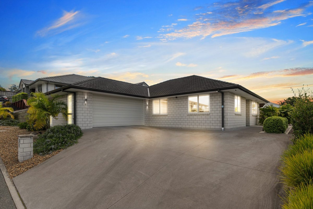 6 Kainui Heights, Te Kamo, Whangarei - Carousel 1