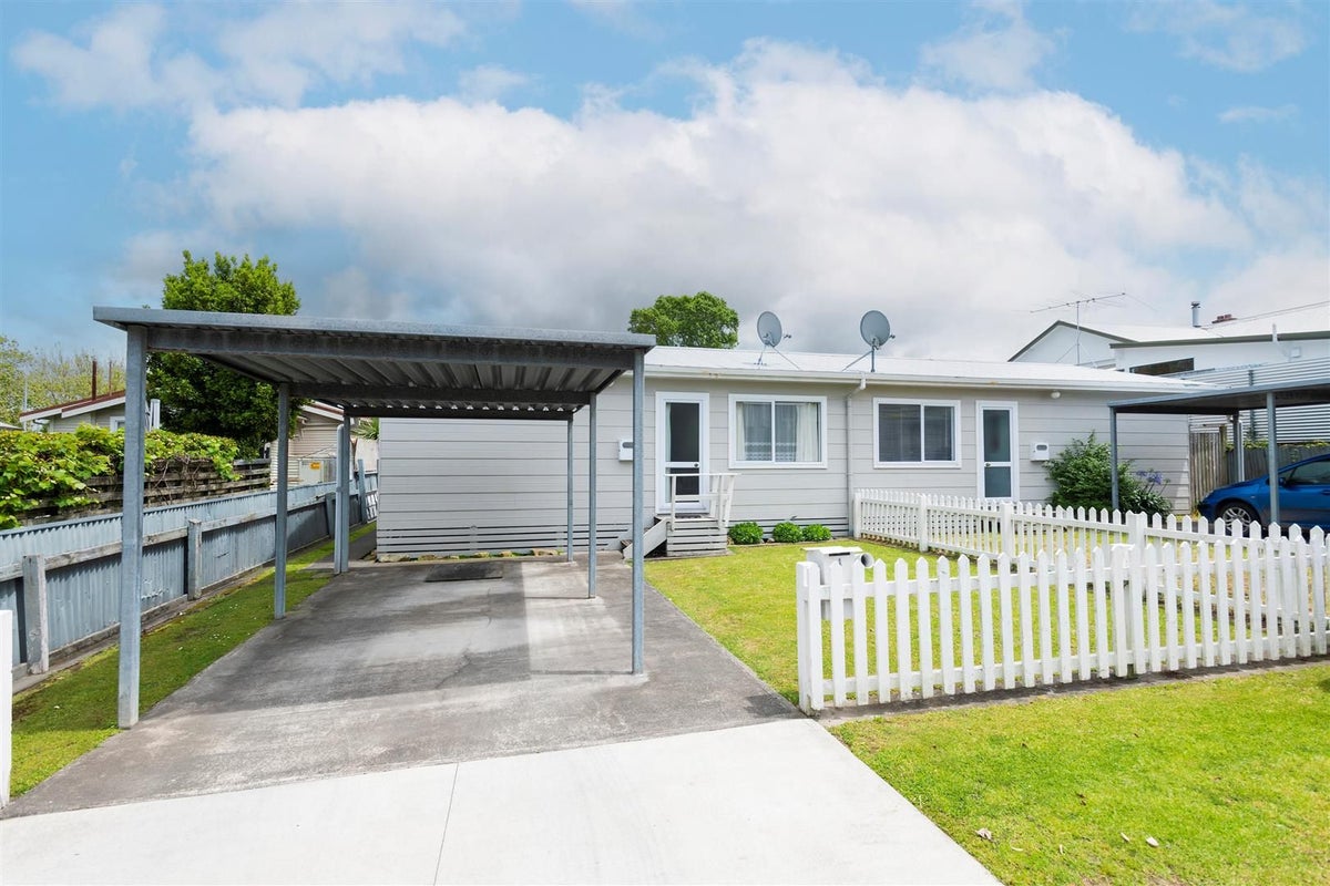15A Ormond Road, Whataupoko, Gisborne - Carousel 2