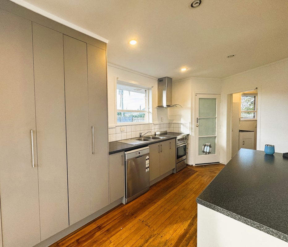 9 Bracken Street, Leamington, Cambridge - Carousel 2