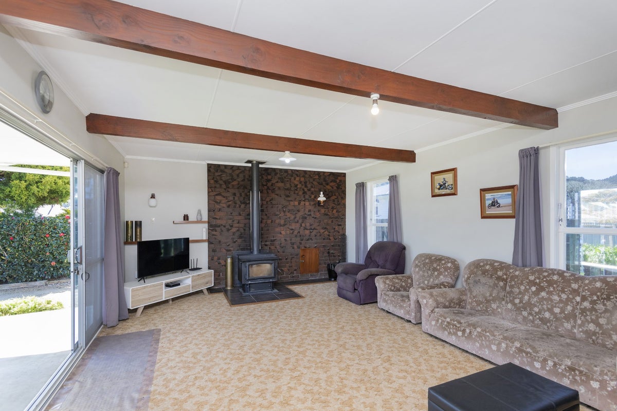 123A Fox Street, Whataupoko, Gisborne - Carousel 2