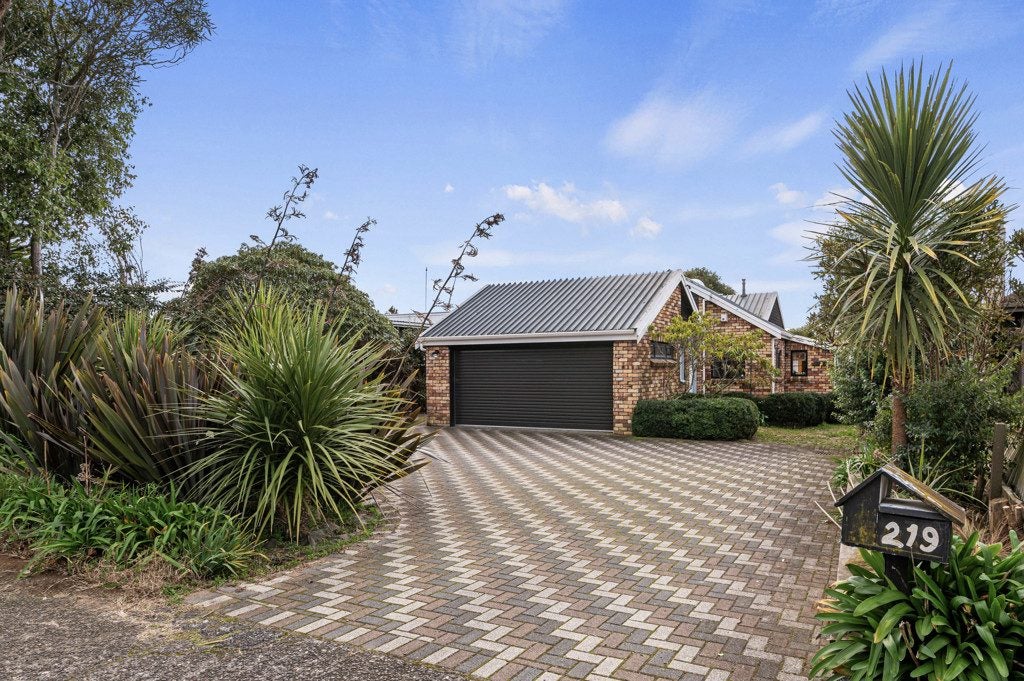219 Malfroy Road, Utuhina, Rotorua - Carousel 1