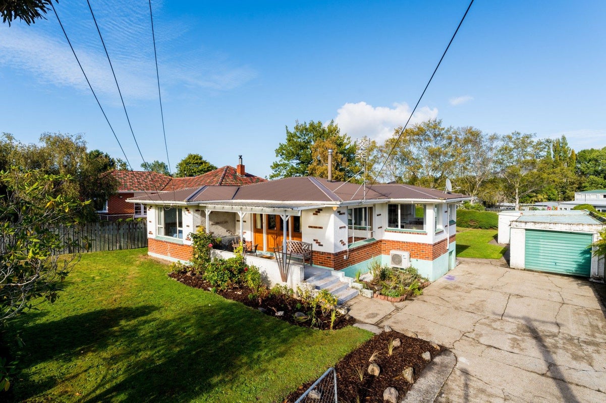 78 North Taieri Road, Abbotsford, Dunedin - Carousel 1