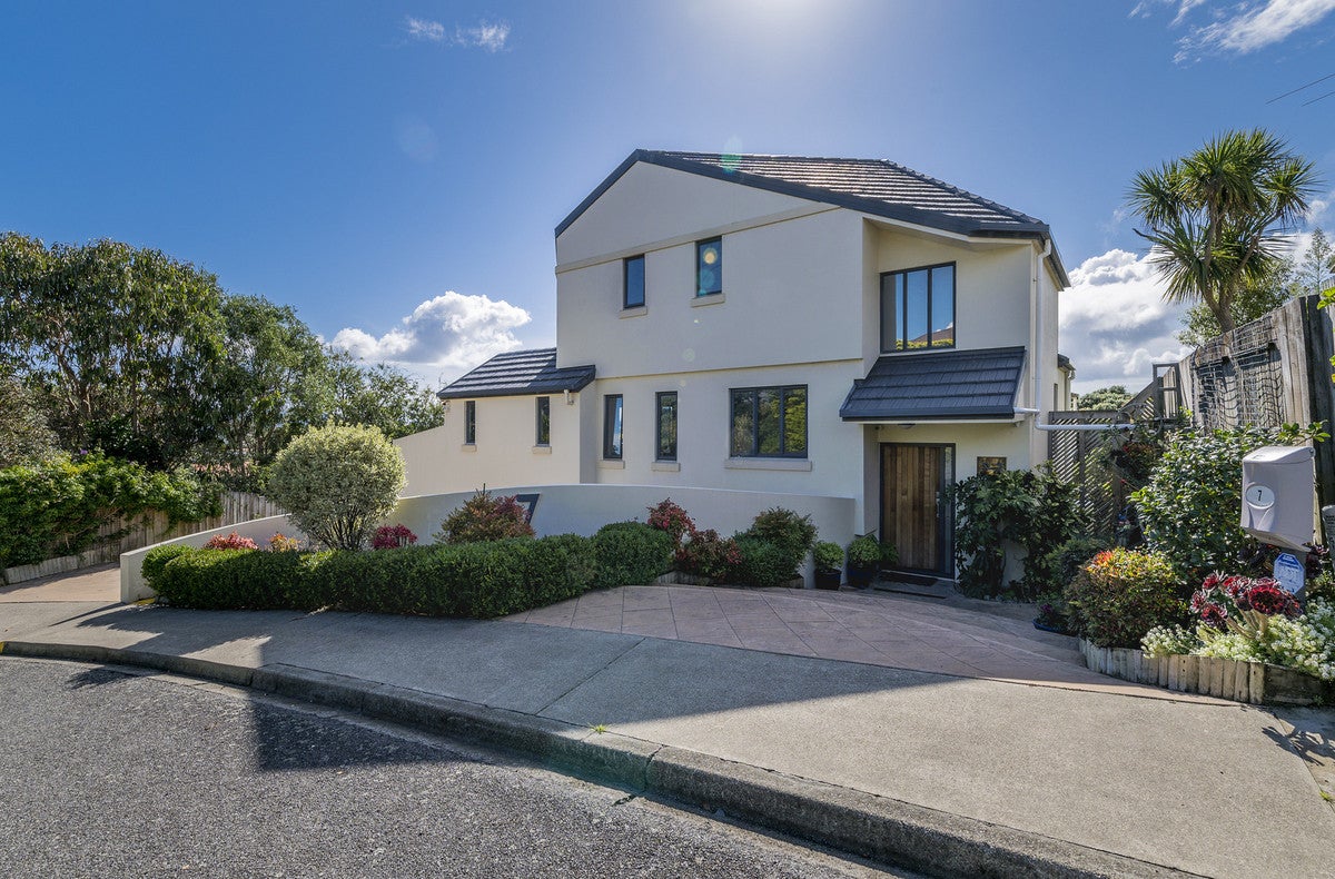 7 Sunset Terrace, Waikanae Beach, Waikanae - Carousel 2