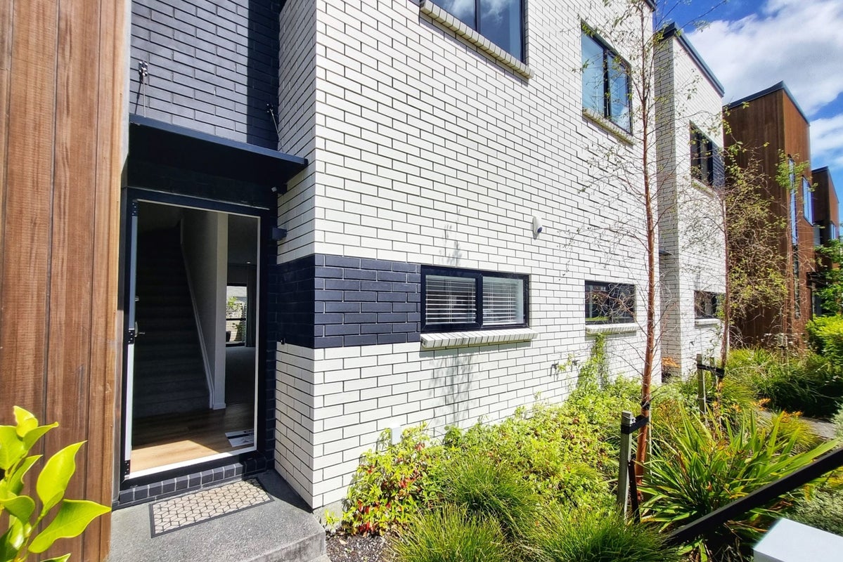 102 Mangahoe Road, Mount Wellington, Auckland - Carousel 12