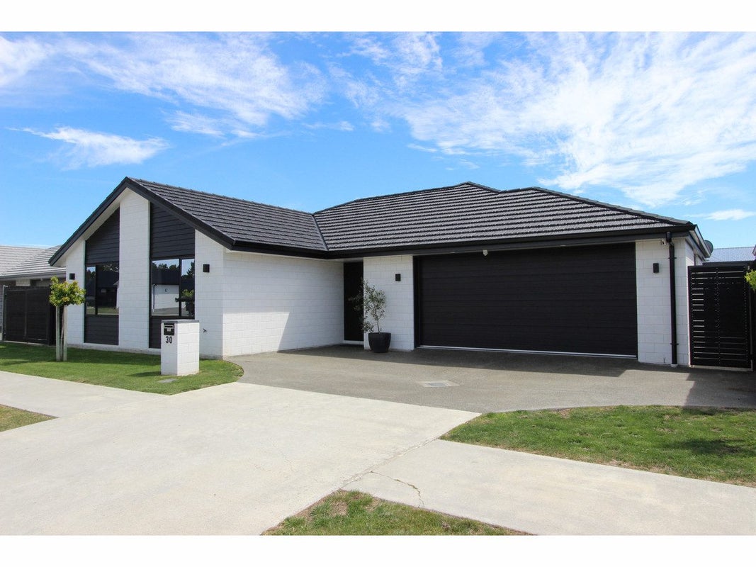 30 Catalina Crescent, Burleigh, Blenheim - Carousel 26
