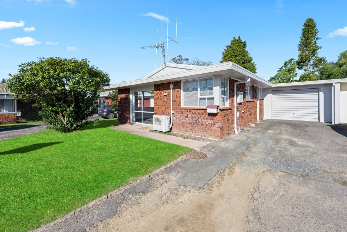 6/650 Grey Street, Hamilton East, Hamilton  - Carousel 1