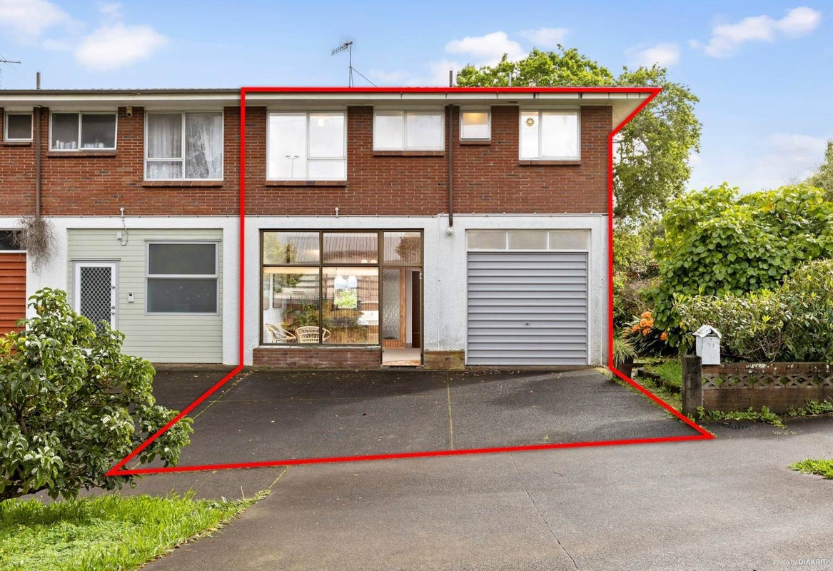 4/16 Clyde Street, Epsom, Auckland - Carousel 1