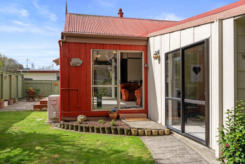 93 Rimu Road, Raumati Beach, Kapiti Coast, Wellington - Carousel 2