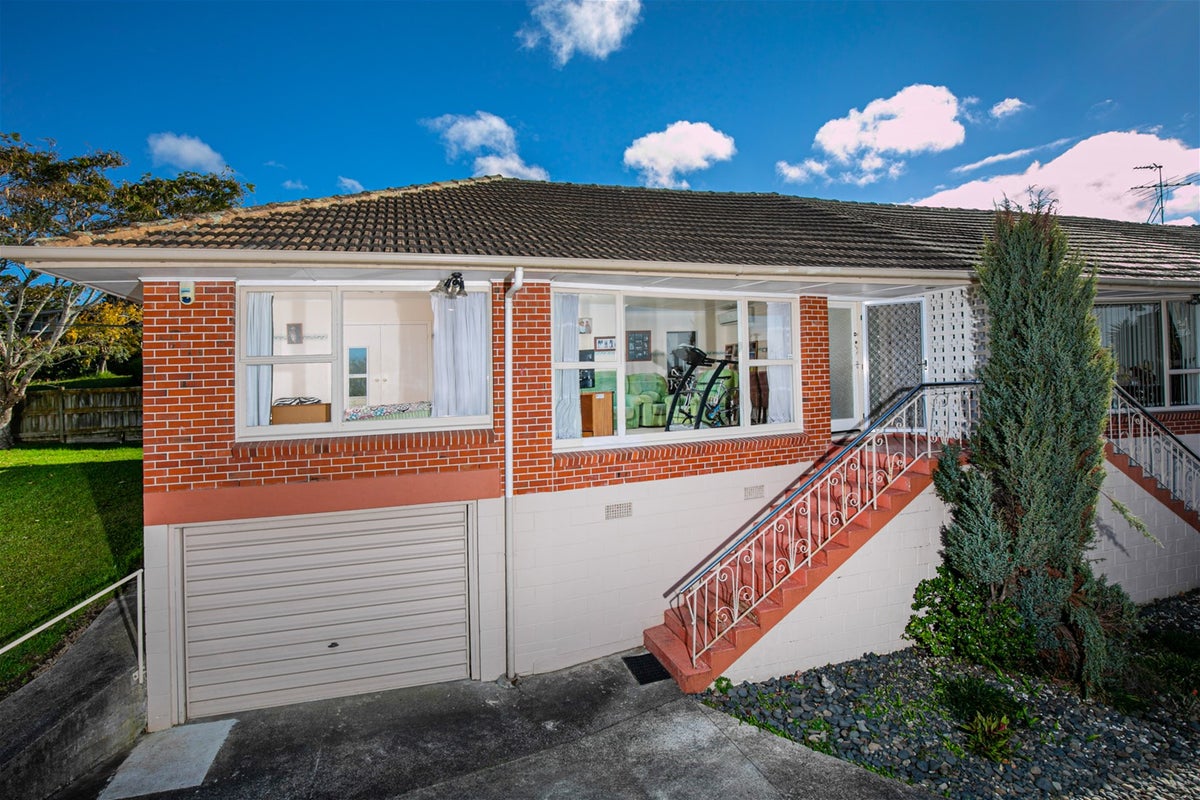 3A Trevola Street, New Windsor, Auckland - Carousel 2