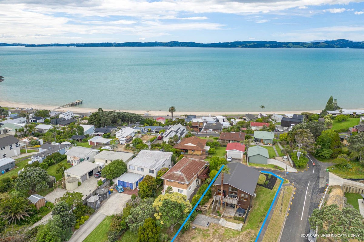 45 Carlton Crescent, Maraetai, Auckland - Carousel 1