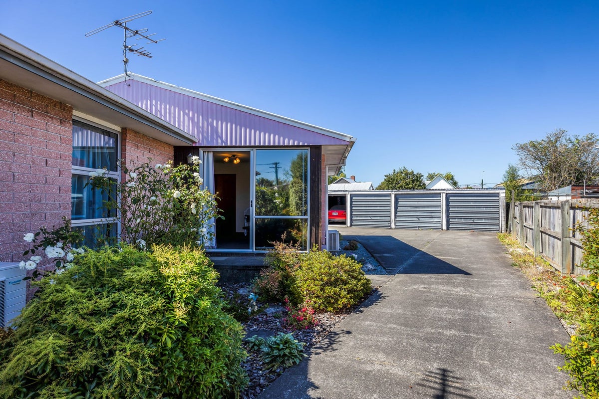 5/6 Hendon Street, Edgeware, Christchurch - Carousel 1