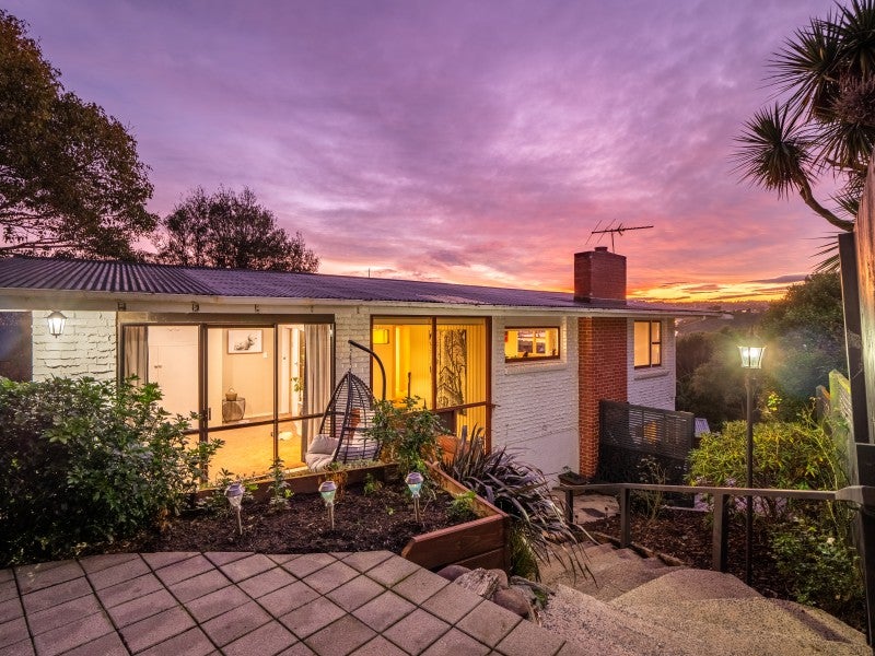 55 Jeffery Street, Andersons Bay, Dunedin - Carousel 1