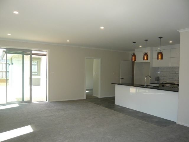 24 Wishbone Court, Flagstaff, Hamilton - Carousel 2