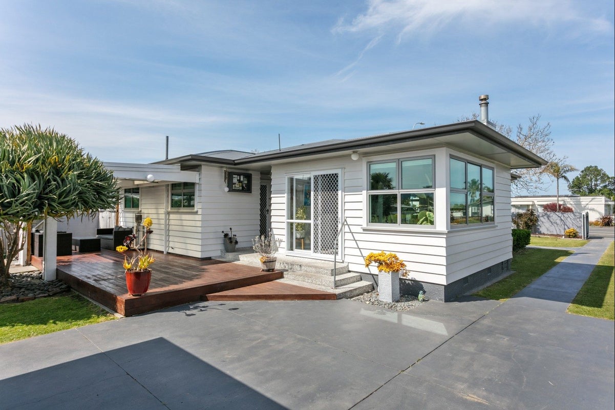 763 Gladstone Road, Te Hapara, Gisborne - Carousel 2