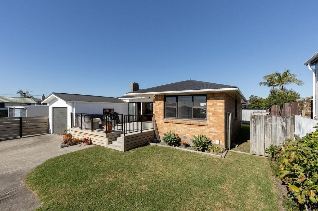 36 Carysfort Street, Mount Maunganui - Carousel 17