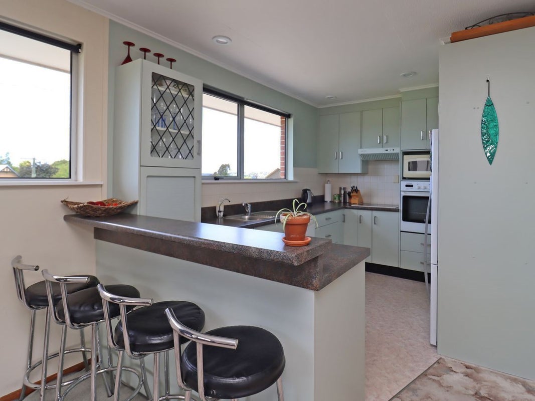 10 Stoke Street, Oamaru - Carousel 2
