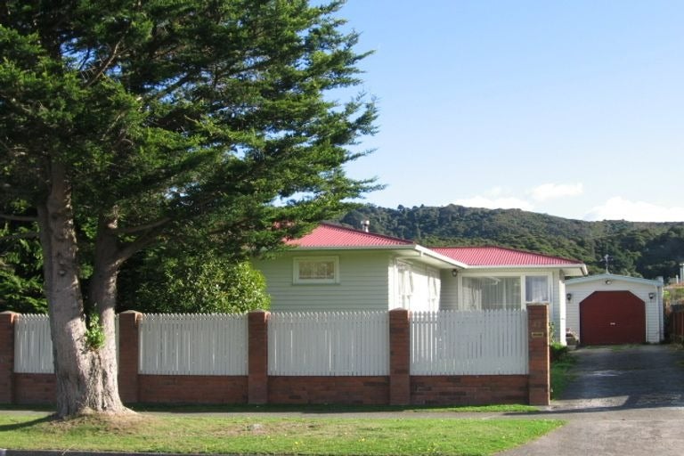 47 Meremere Street, Wainuiomata, Lower Hutt - Carousel 1