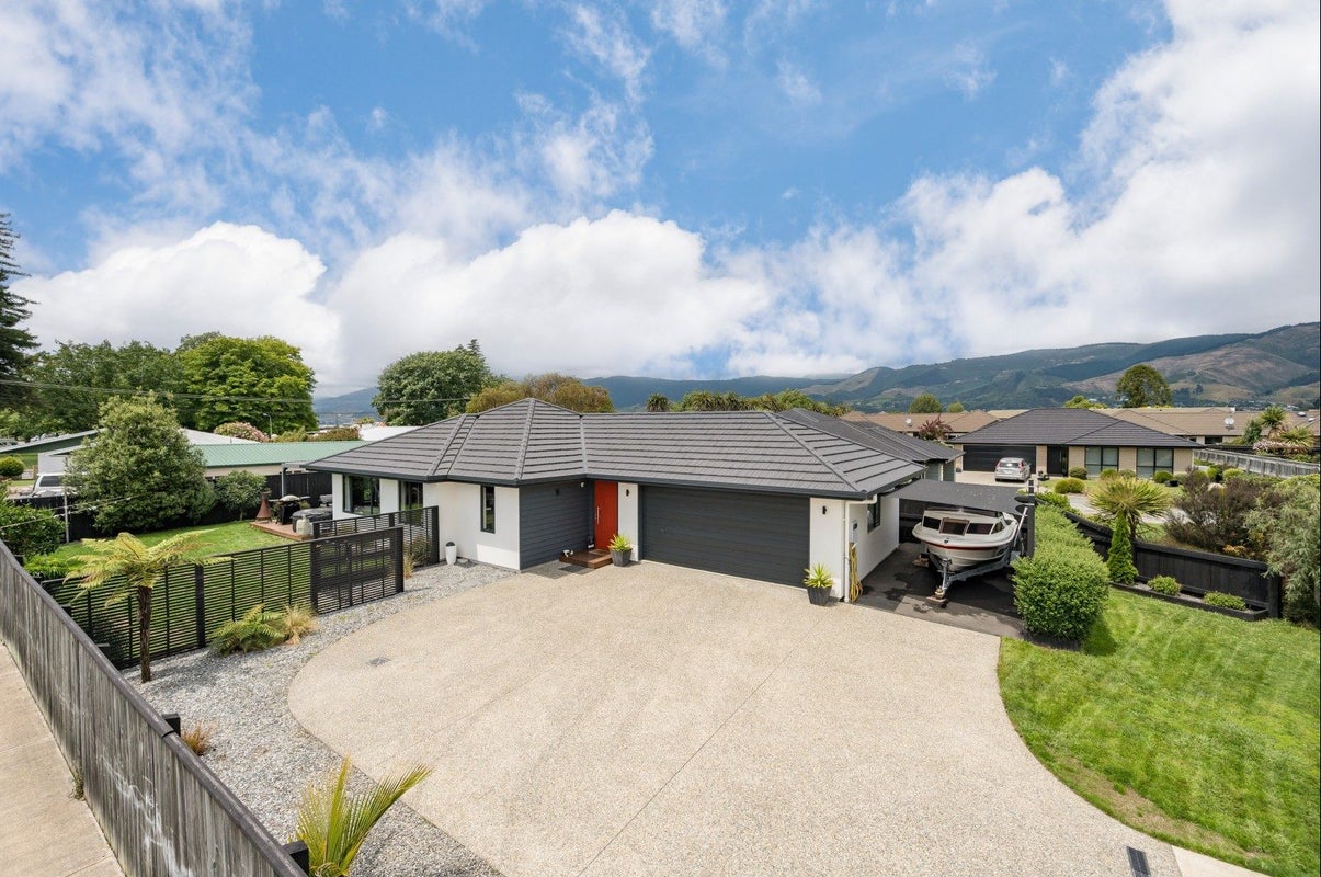 7 Malone CRES, Tasman - Carousel 1
