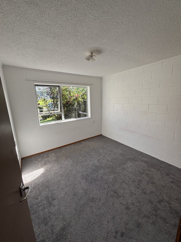 2/2 NORTH Road, Kawakawa, Kawakawa - Carousel 1