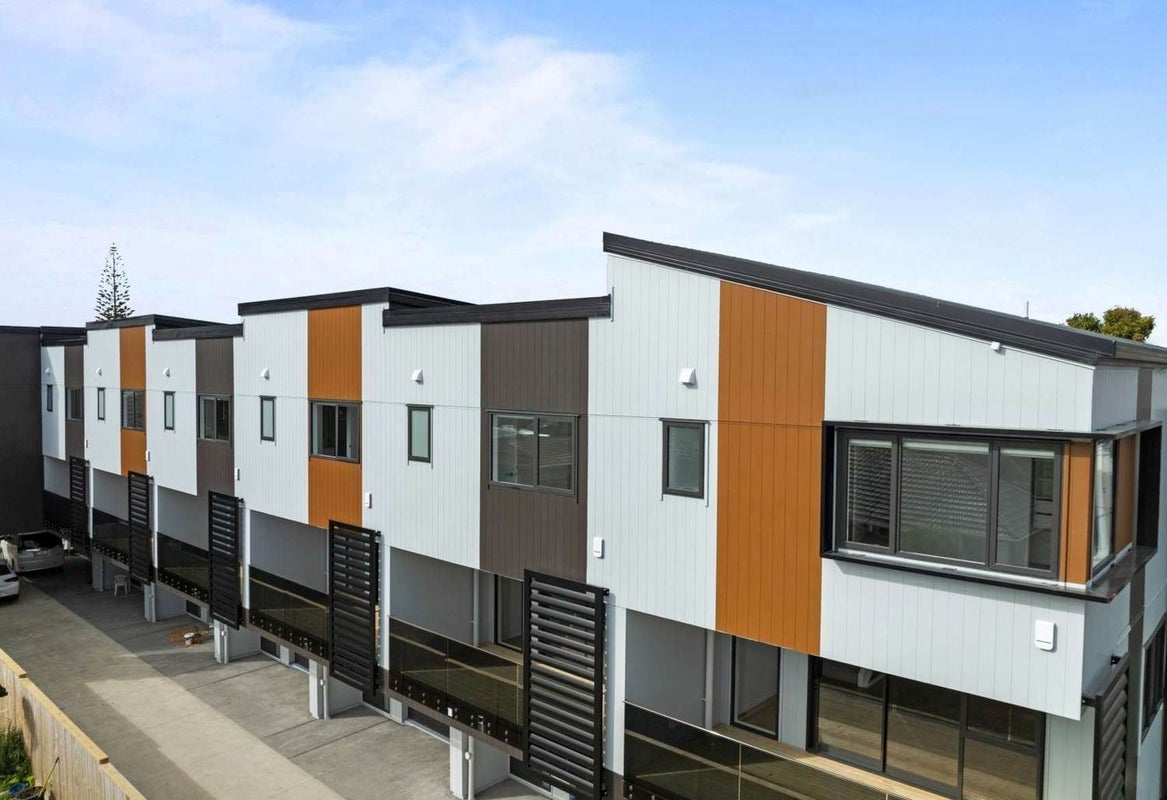 4/127 Stoddard Road, Wesley, Auckland - Carousel 1