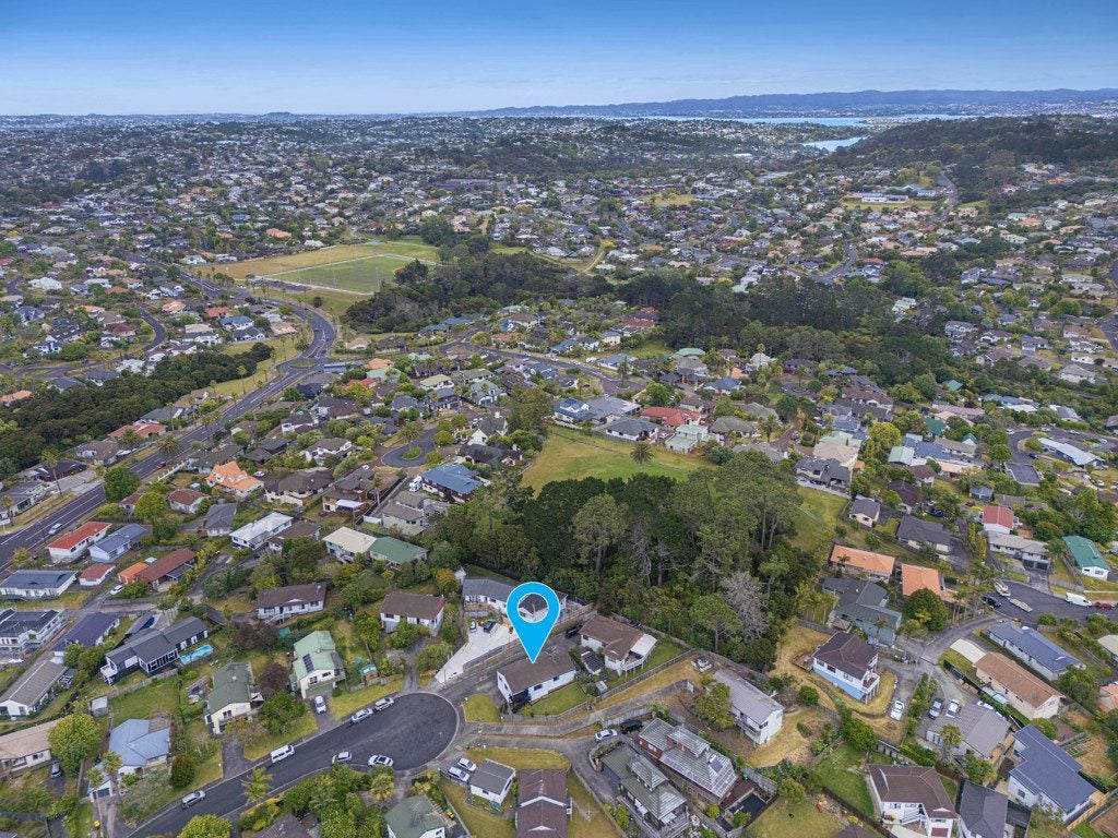 1/25 Jumento Place, Unsworth Heights, Auckland - Carousel 19