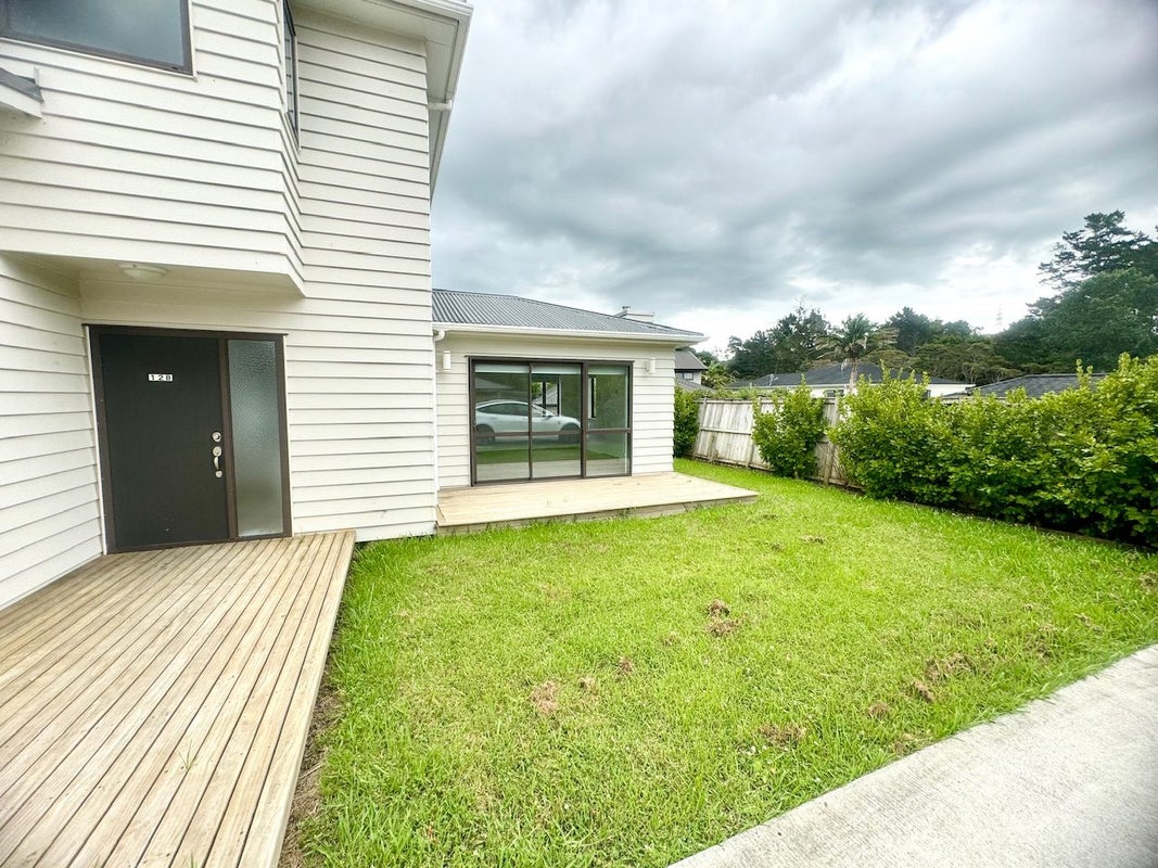 12B The Avenue, Albany, Auckland - Carousel 2