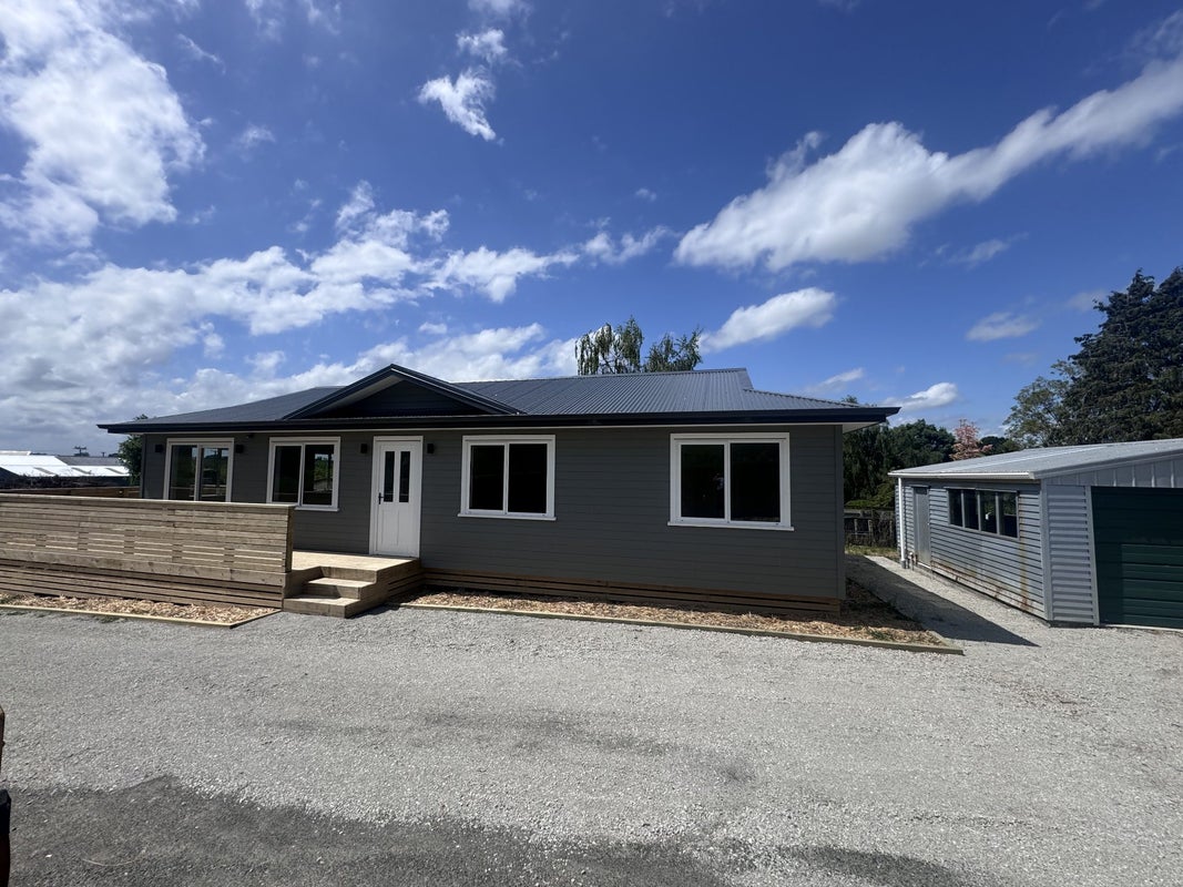 84A Hastings Street, Halcombe, Feilding - Carousel 1