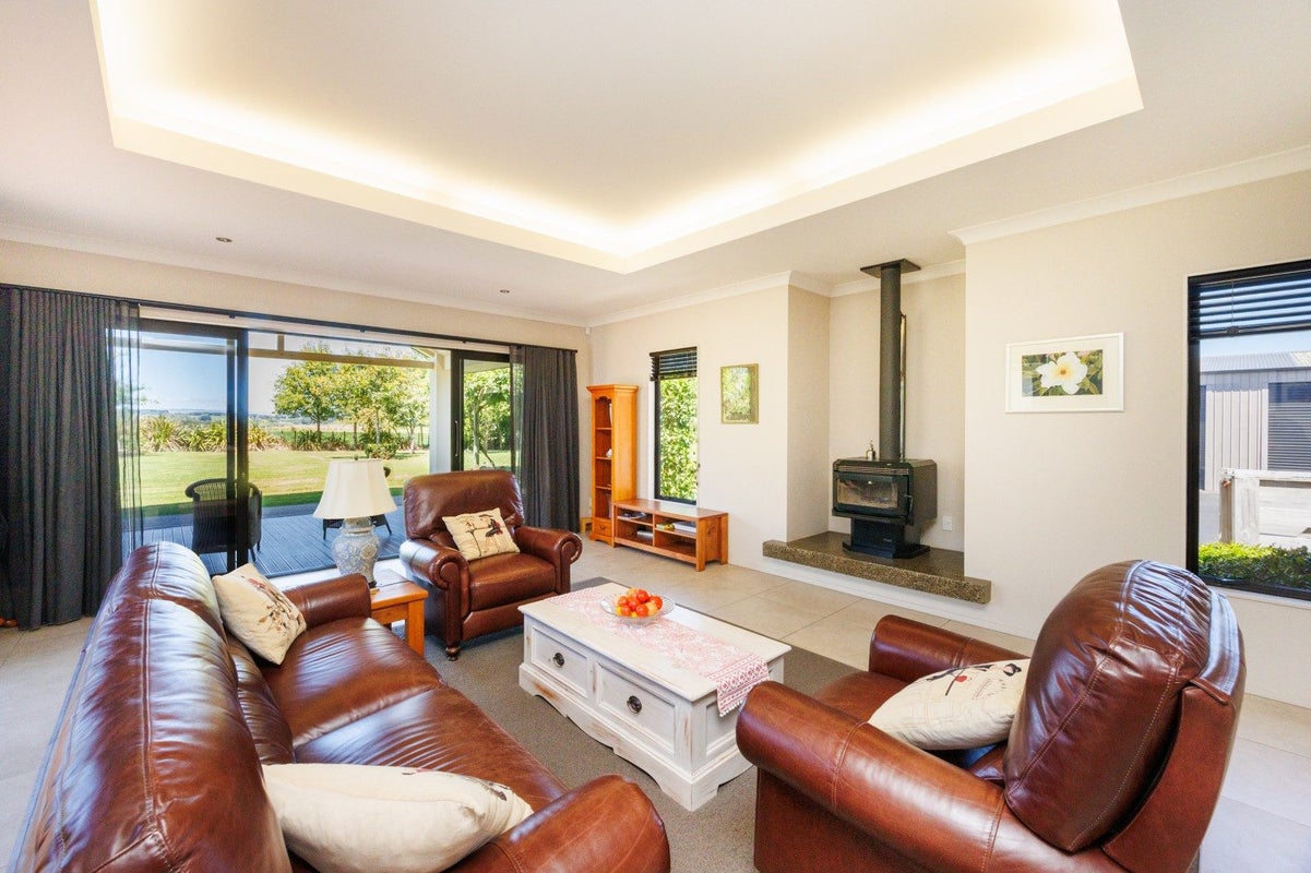 572 Taonui Road, Colyton, Feilding - Carousel 2