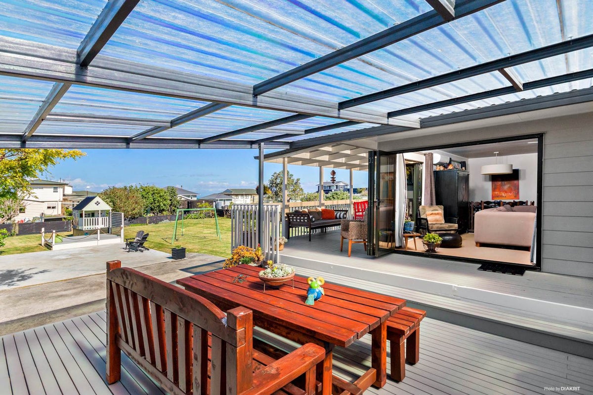 63 Kowhai Avenue, Pokeno - Carousel 1