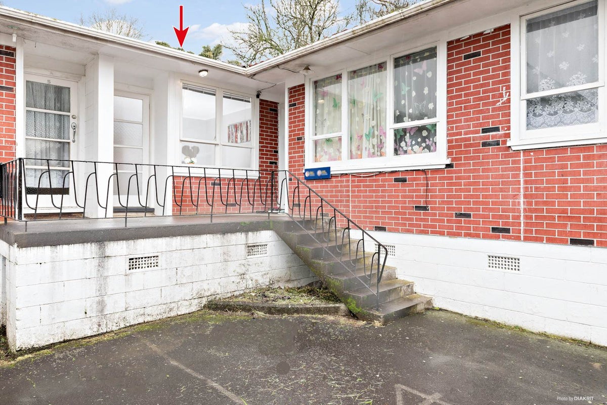 4/119 Seabrook Avenue, New Lynn, Auckland - Carousel 2