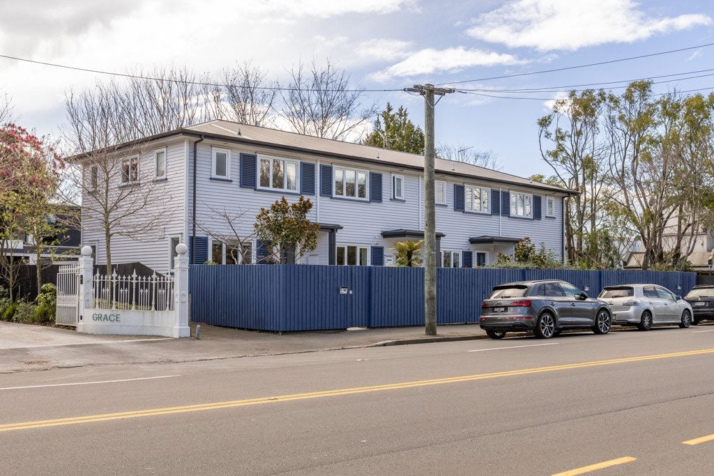 1/89 Carlton Mill Road, Merivale, Christchurch - Carousel 22