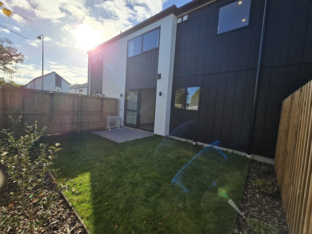 2/11 Brockworth Place, Riccarton, Christchurch - Carousel 20