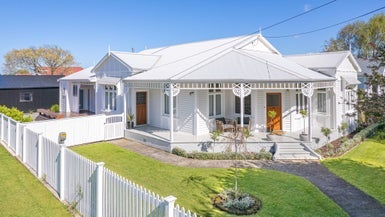 37 Peakes Road, Saint Johns Hill, Whanganui - Carousel 1