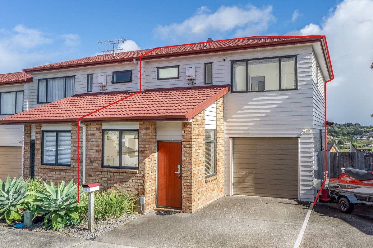 20/22 Northcross Drive, Oteha, Auckland - Carousel 1