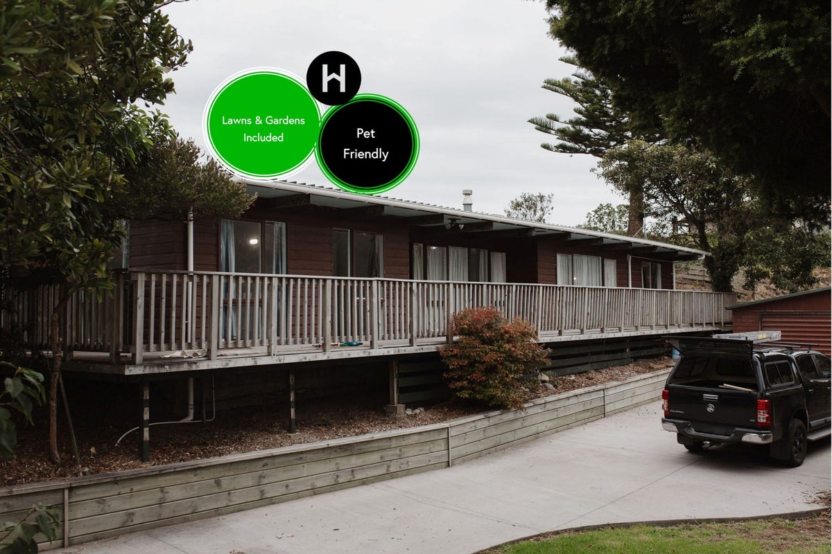 13 Percival Road, Paraparaumu Beach, Paraparaumu - Carousel 1
