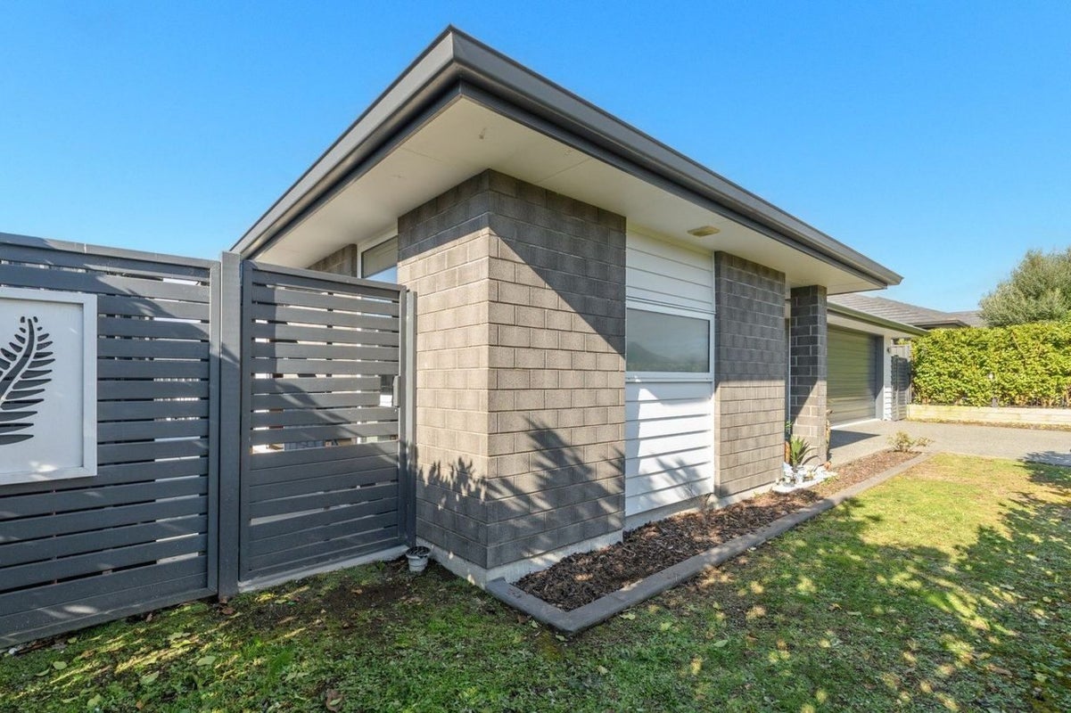 4 Taffe Crescent, Pyes Pa, Tauranga - Carousel 12