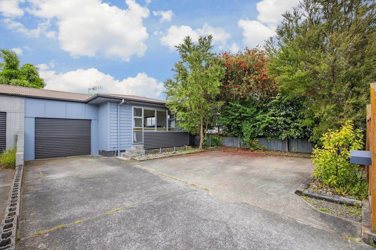 18 Kaituna Street, Milson, Palmerston North - Carousel 1